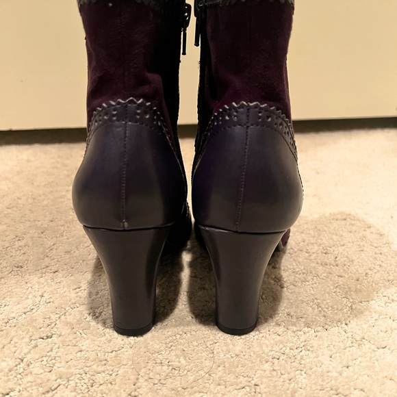 Vintage 1940’s style Aerosoles A2 eggplant purple suede/leather ankle boots. - Picture 4 of 6